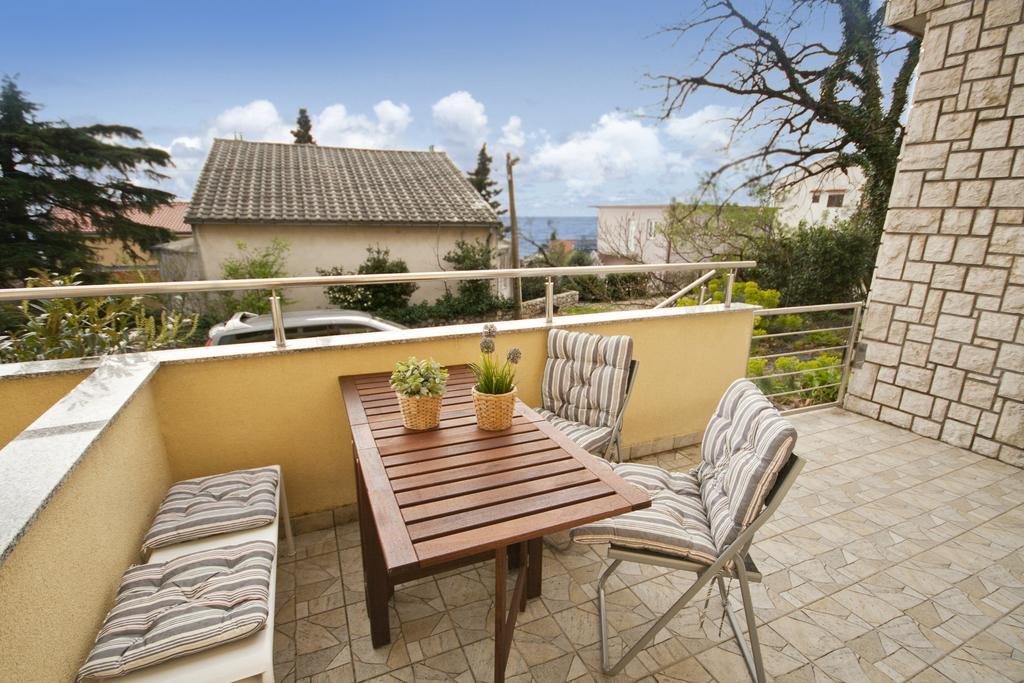 דראמליי Adela Apartments מראה חיצוני תמונה